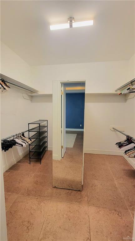 3429 E Country Club Drive