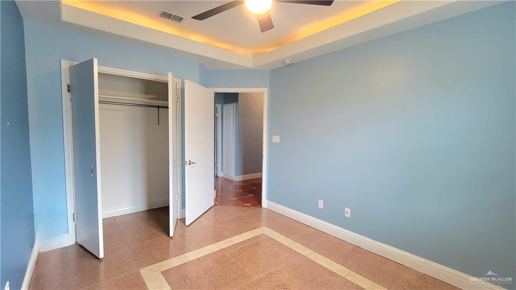 3429 E Country Club Drive