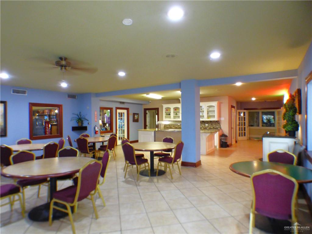 3319 Country Club Drive N