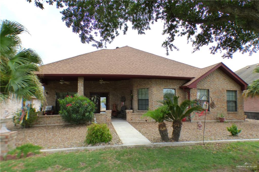 3319 Country Club Drive N