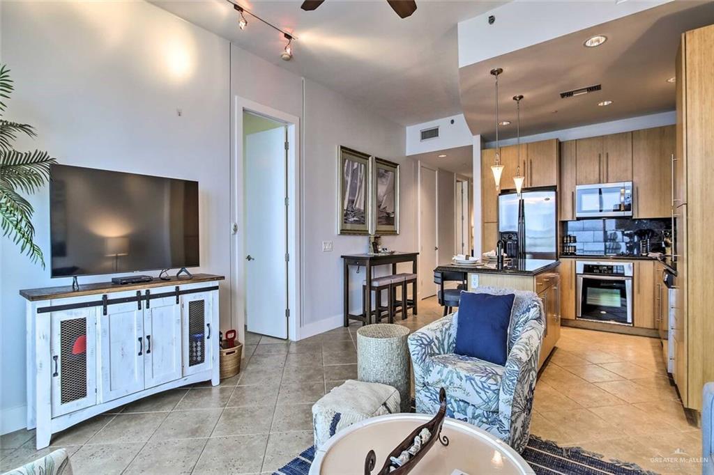 310 Padre Boulevard # 1402