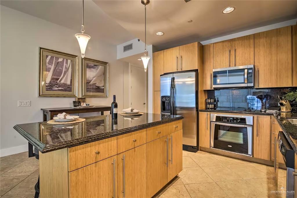 310 Padre Boulevard # 1402