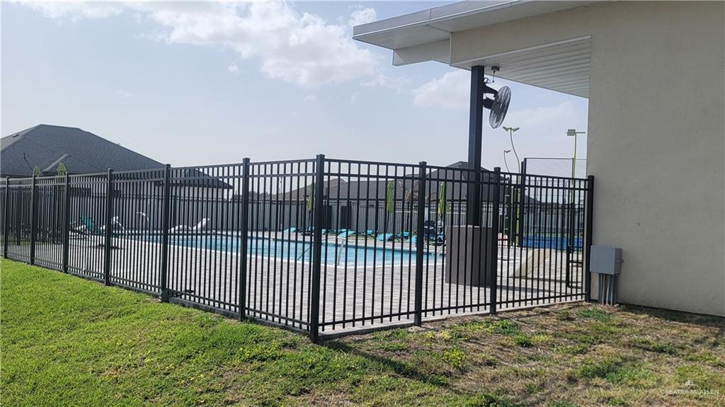 2700 E Giorgio Drive