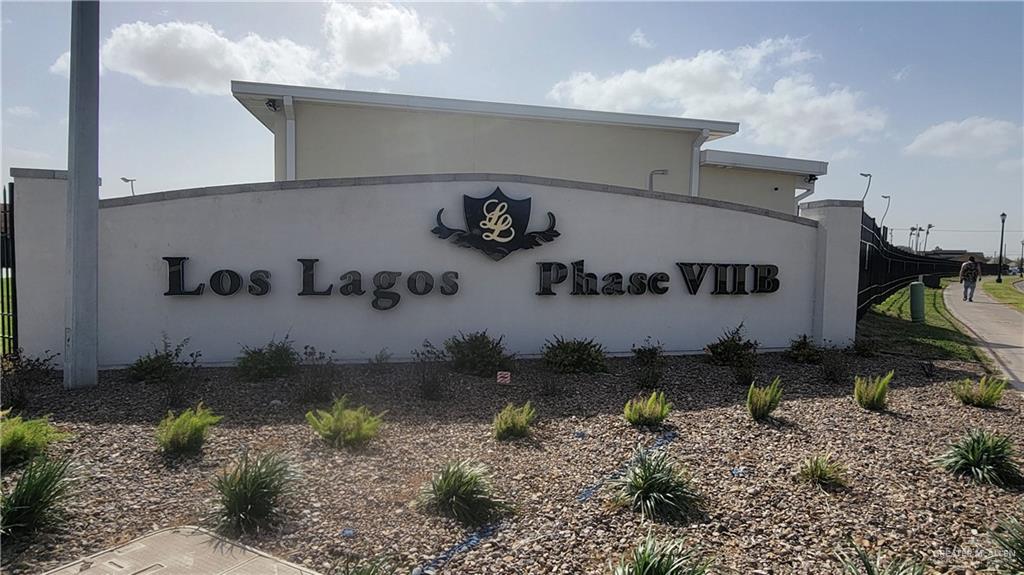 2700 E Giorgio Drive