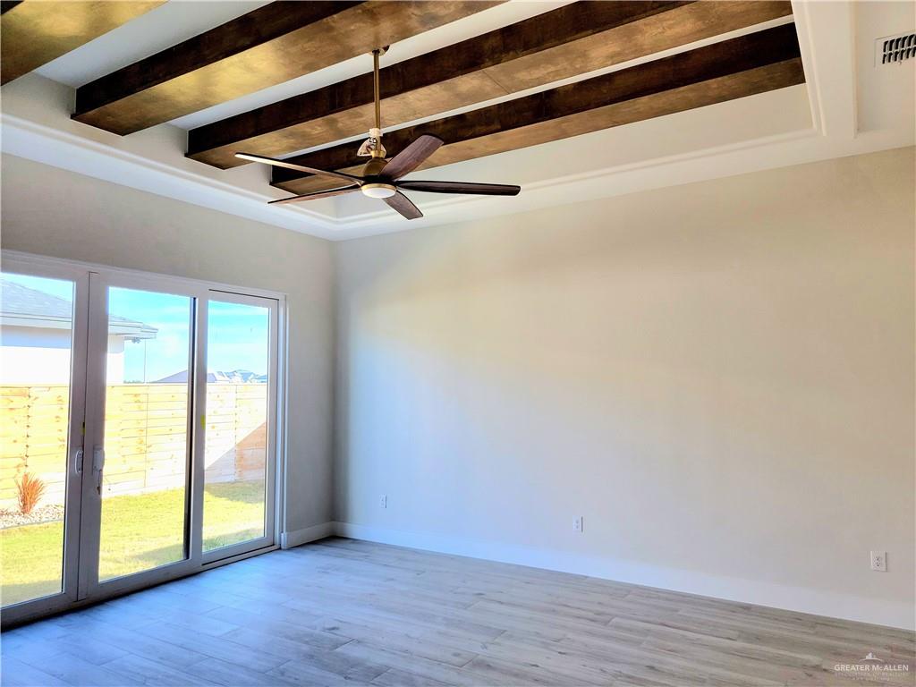 2700 E Giorgio Drive