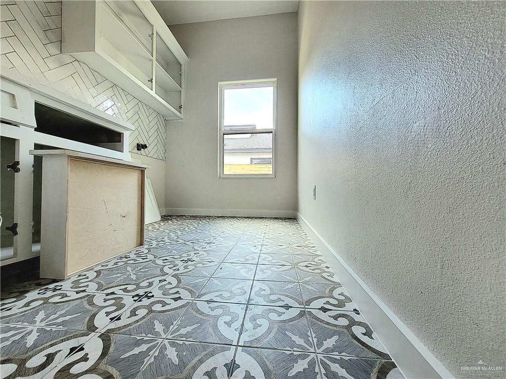 2700 E Giorgio Drive