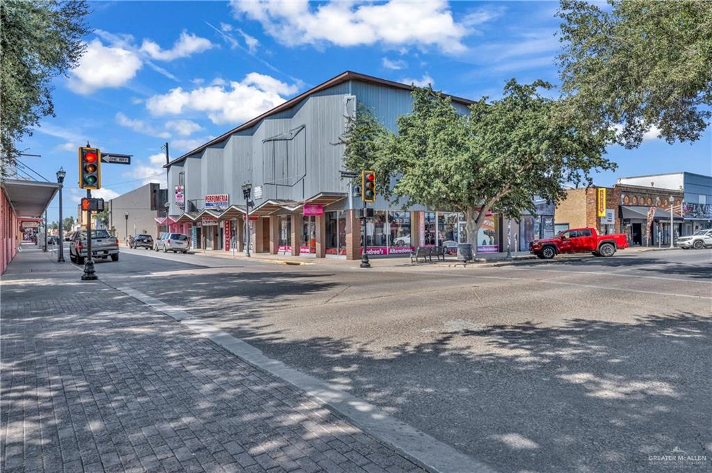 120 S Broadway Street, McAllen