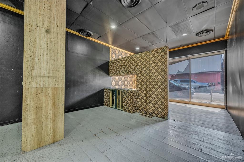 120 S Broadway Street, McAllen