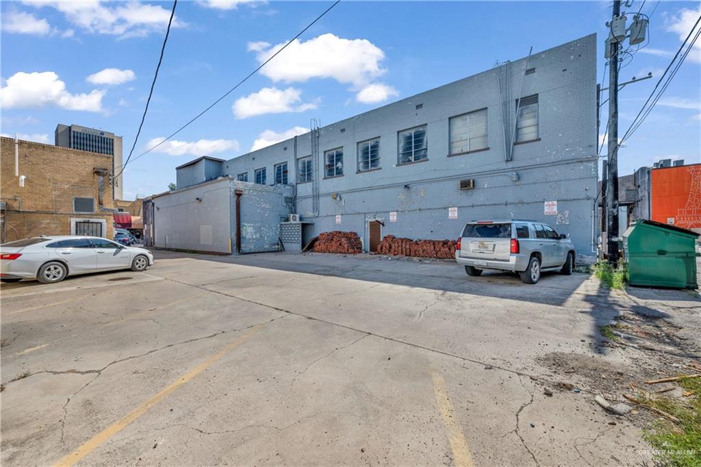 120 S Broadway Street, McAllen