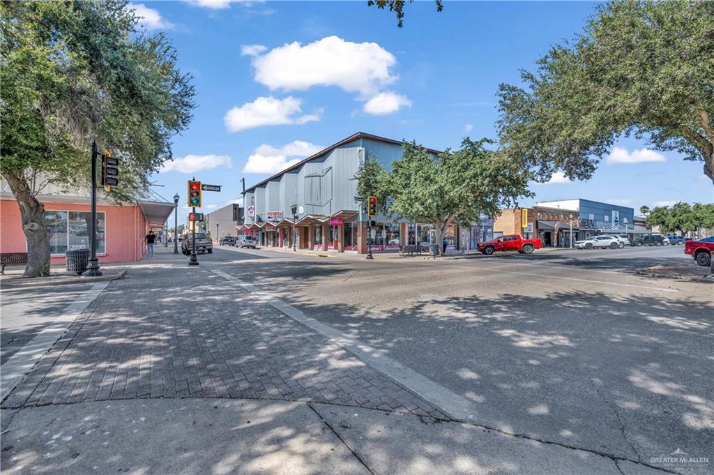 120 S Broadway Street, McAllen