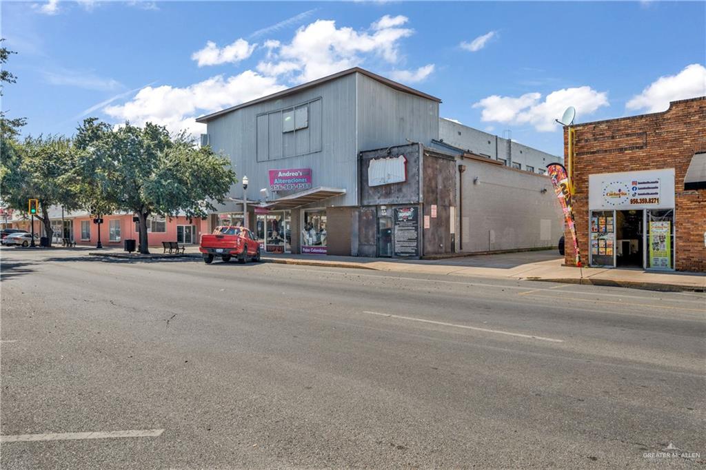 120 S Broadway Street, McAllen