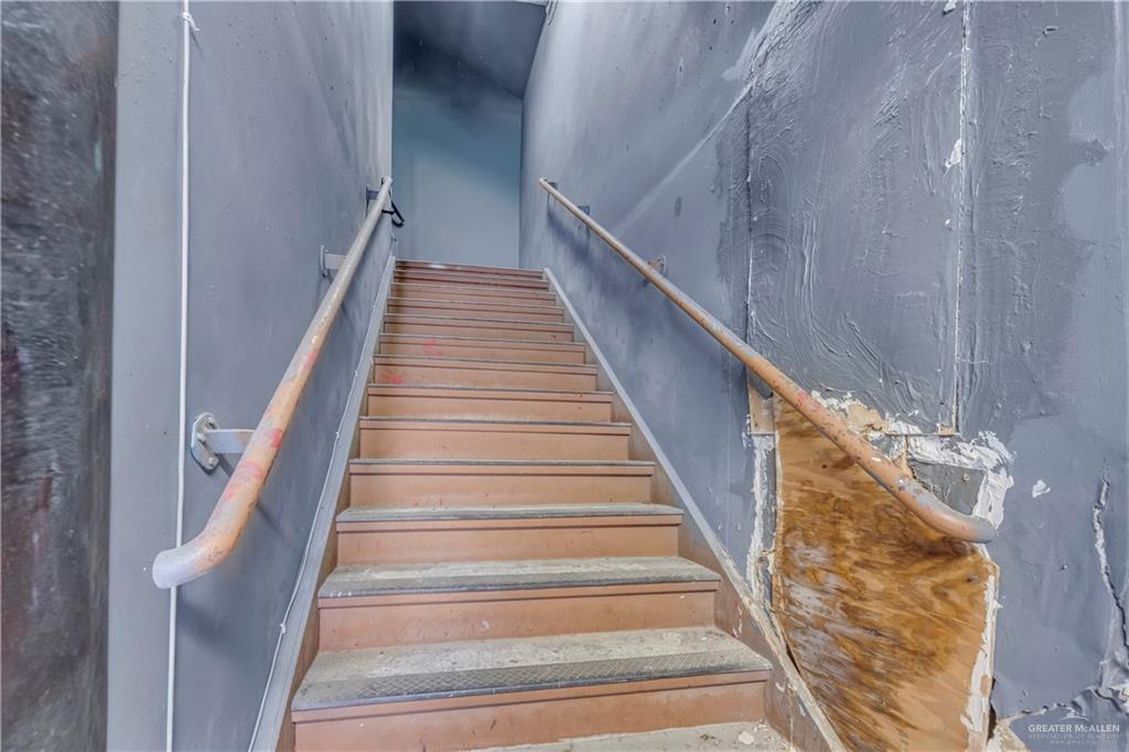 120 S Broadway Street, McAllen