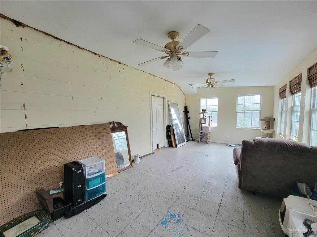 206 S Arroyo Boulevard