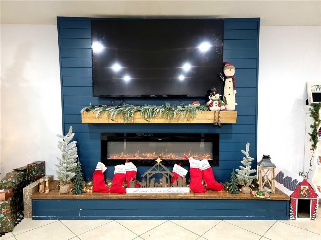 206 S Arroyo Boulevard