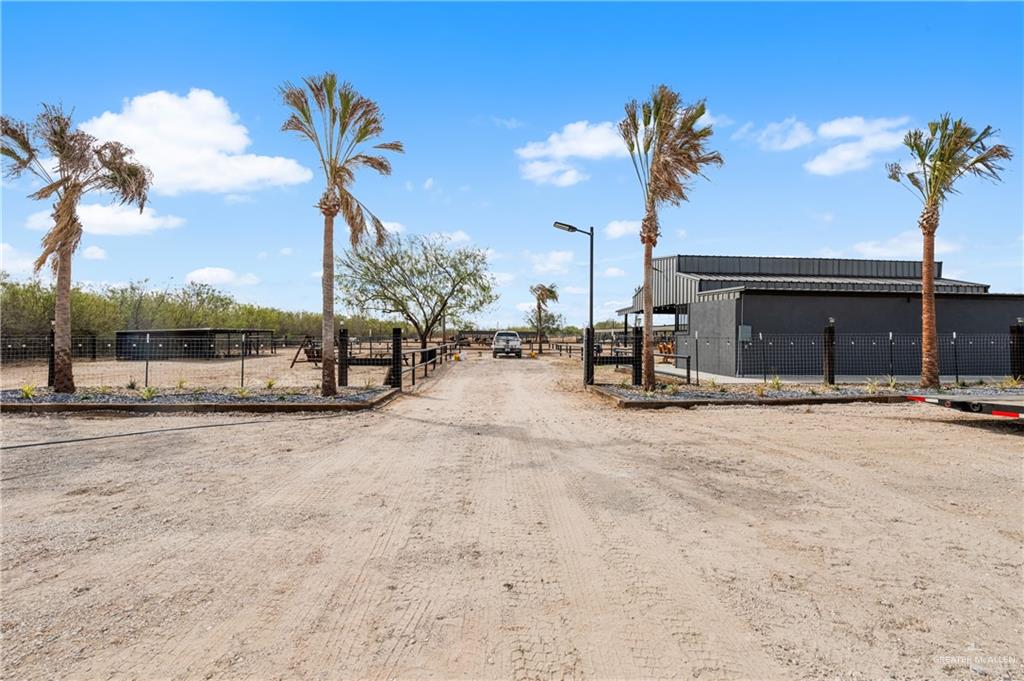 5501 Mile 8 1/2 Road