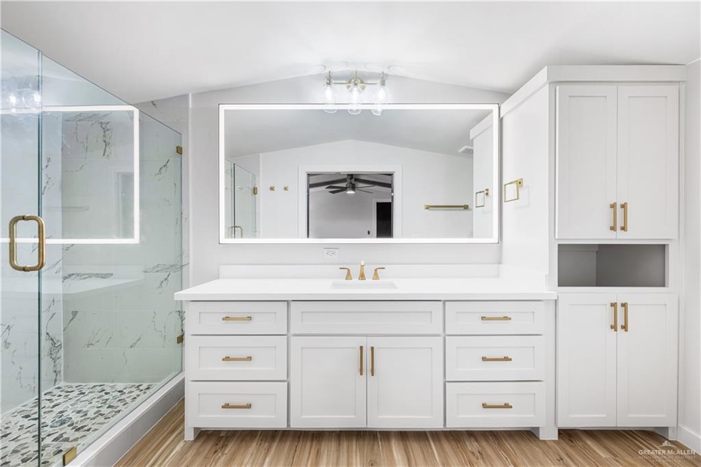 5501 Mile 8 1/2 Road