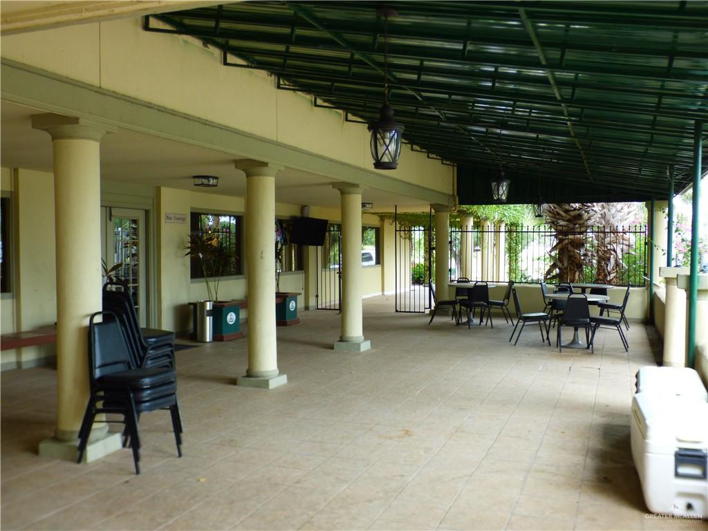 3525 Clubhouse Drive