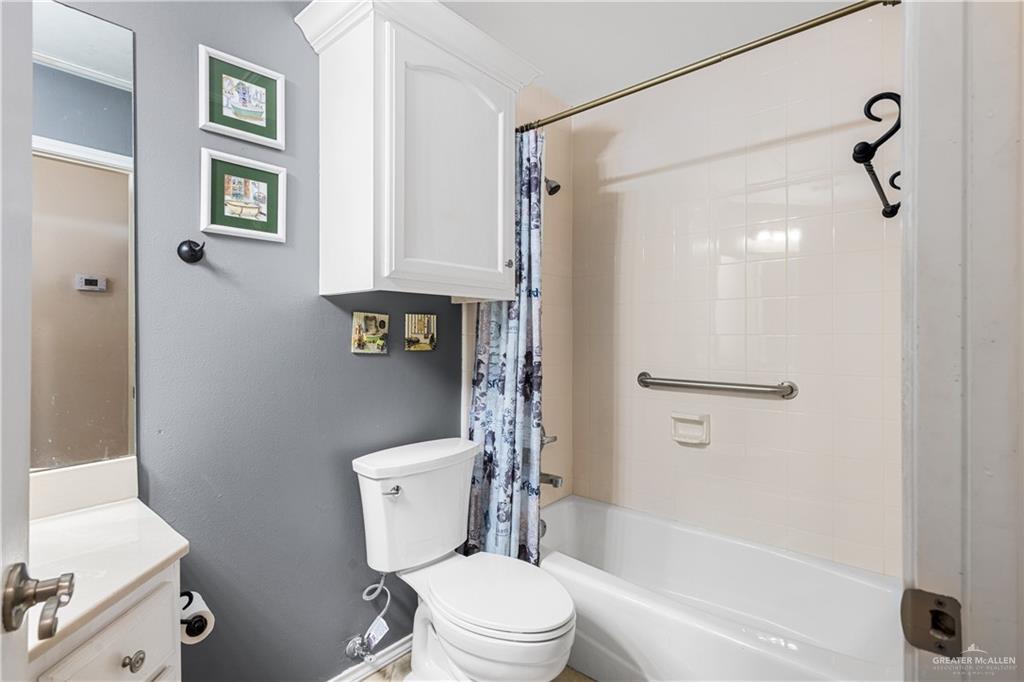 3525 Clubhouse Drive