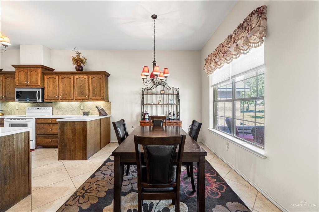 3525 Clubhouse Drive