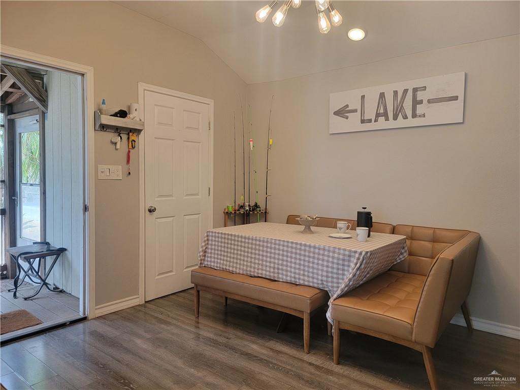 8544 Lago Vista Drive