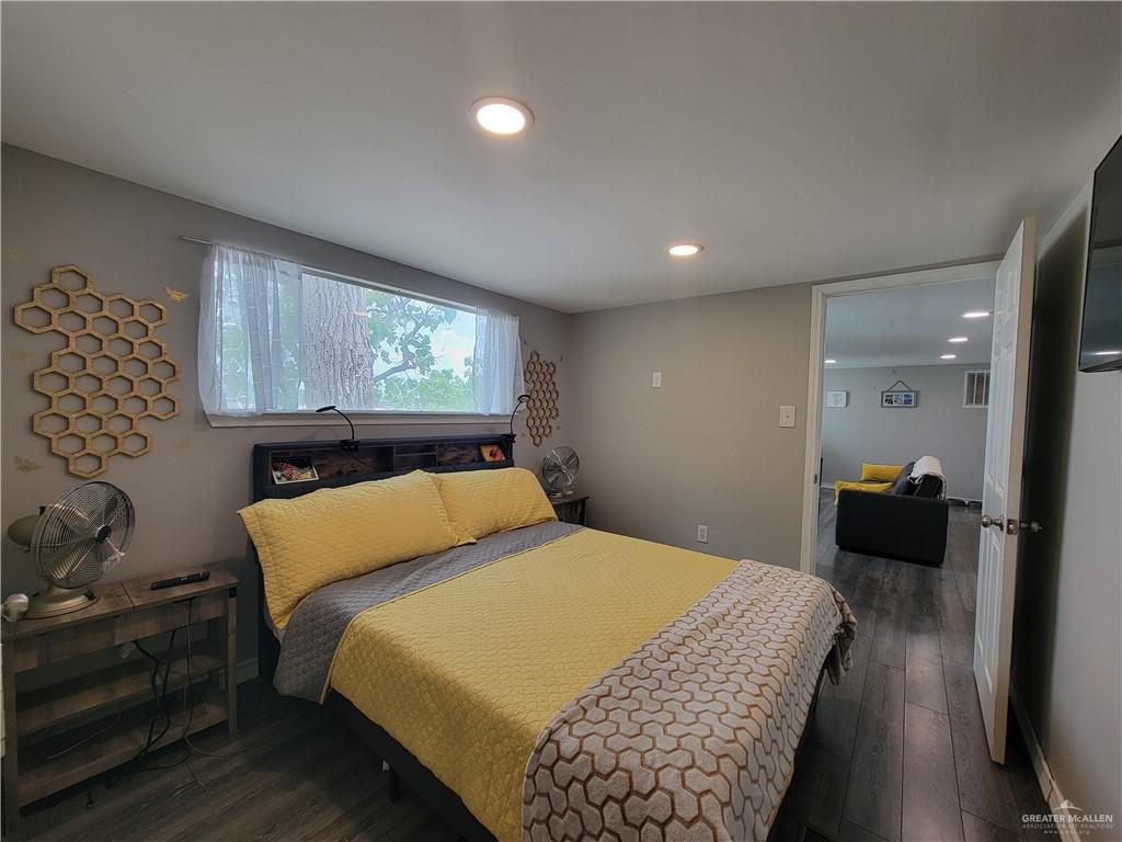 8544 Lago Vista Drive