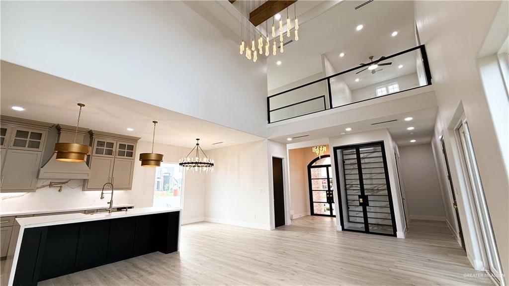 2700 E Giorgio Drive