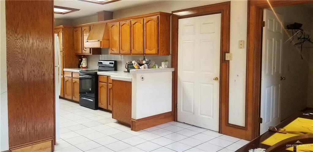 2901 Lakewood Court