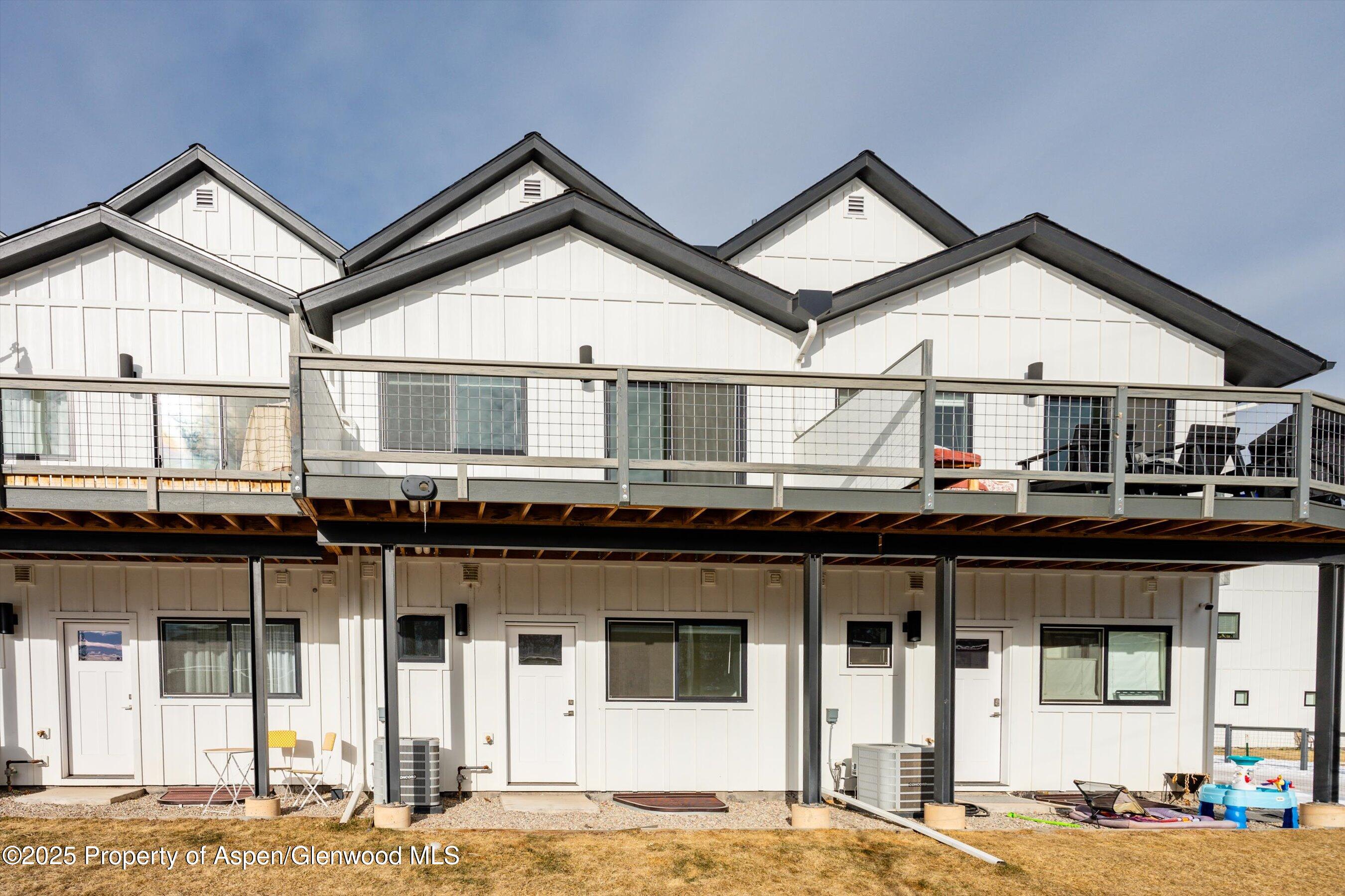 4244 Ripple Lane