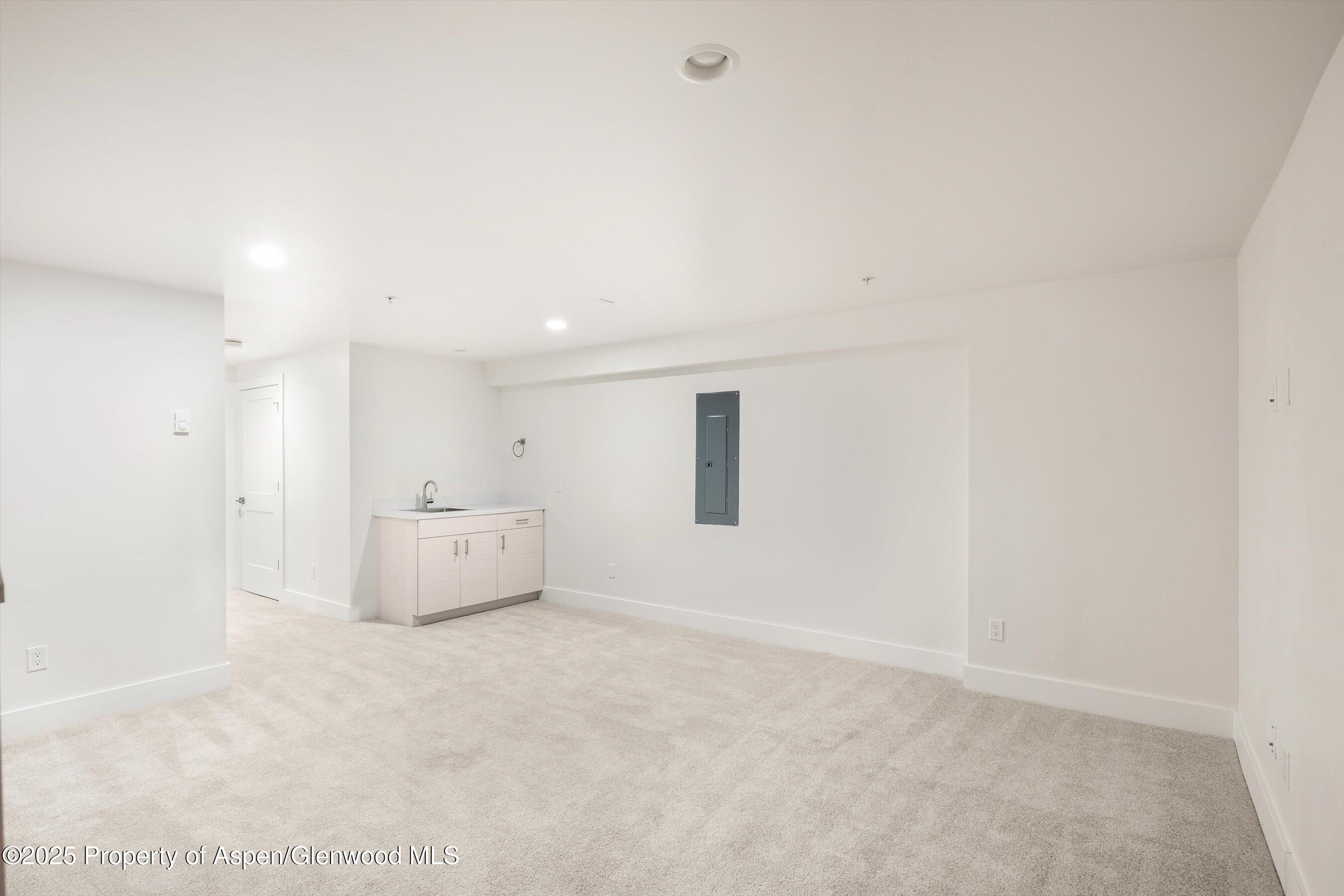 4244 Ripple Lane
