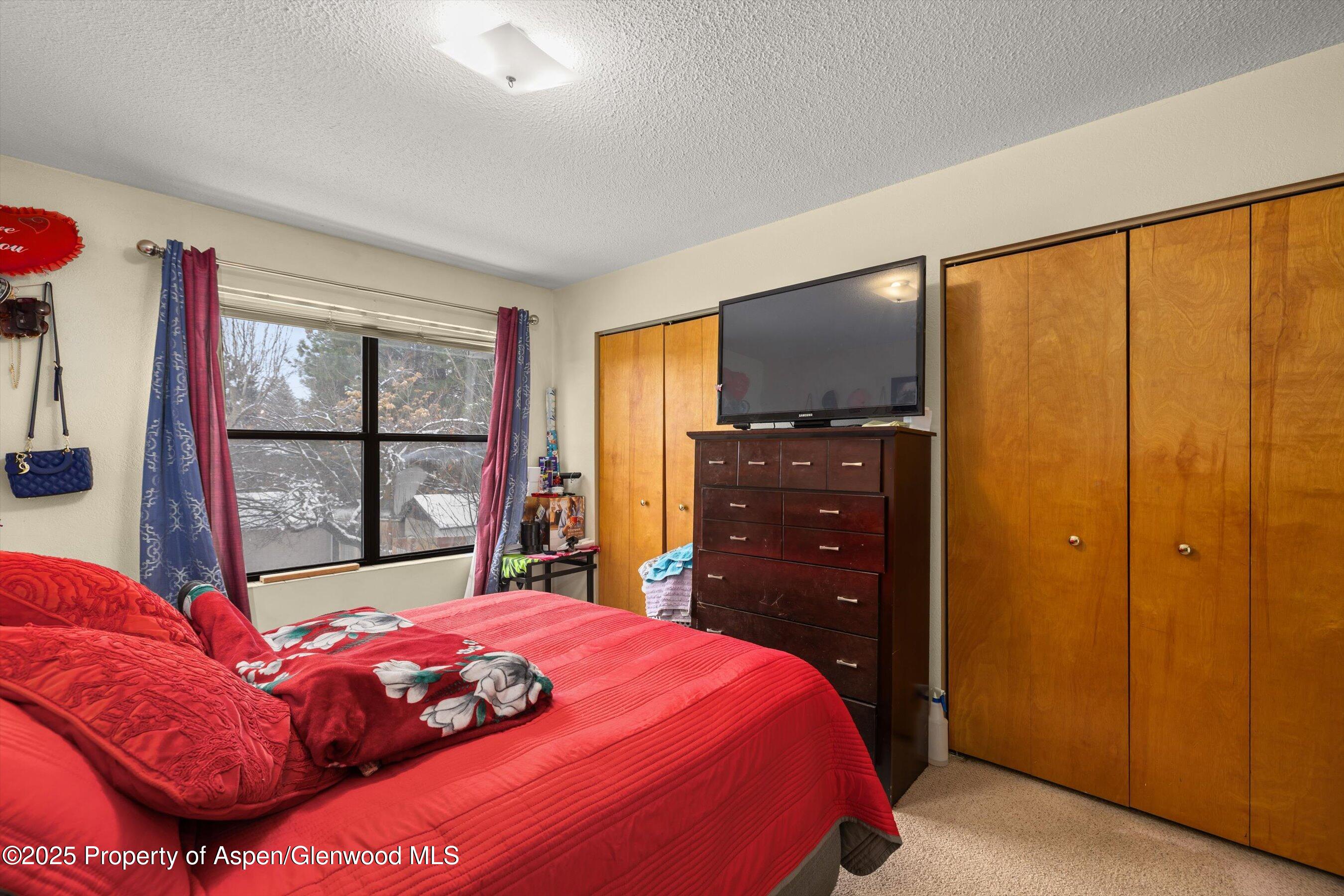 1527 Blake Avenue 207