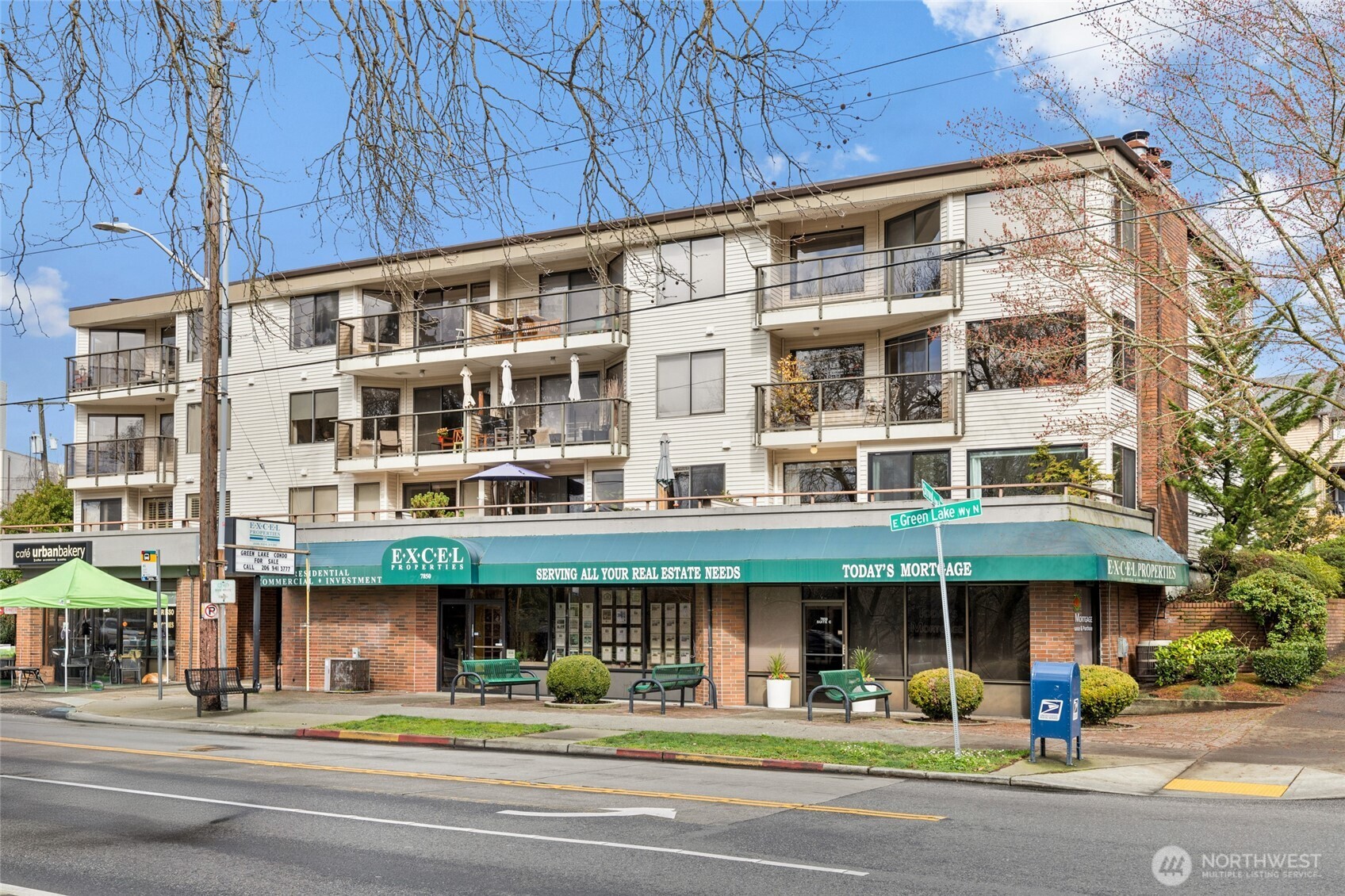 7850 Green Lake Drive N Unit: 101