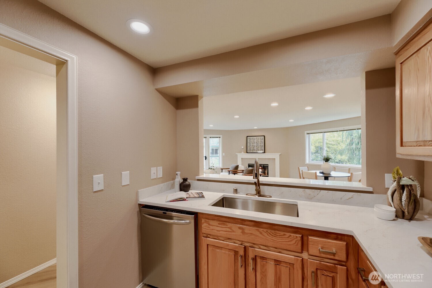 603 7th Avenue N Unit: A201