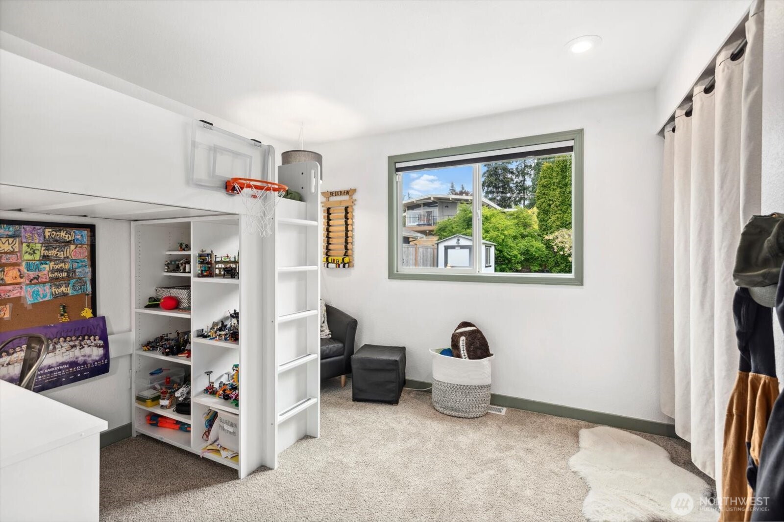 18015 Homeview Drive