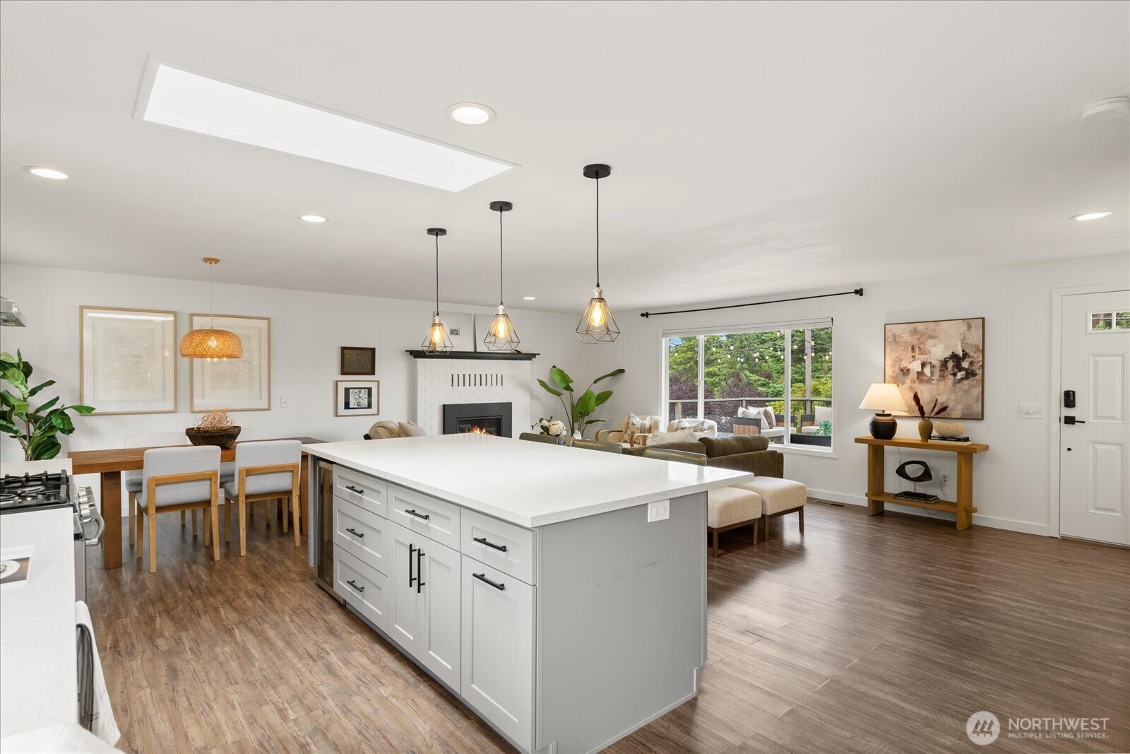 18015 Homeview Drive