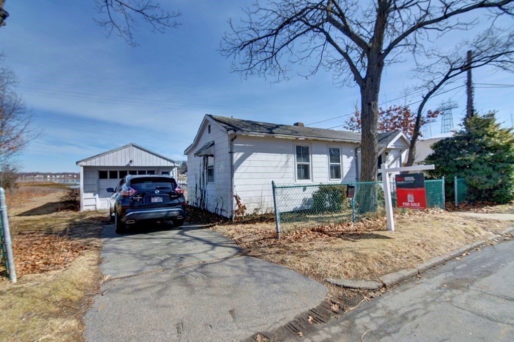 49 Vinedale Rd