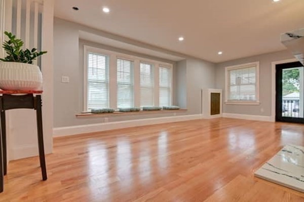 15 Dunbarton Rd