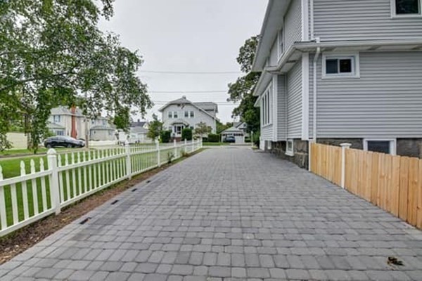 15 Dunbarton Rd