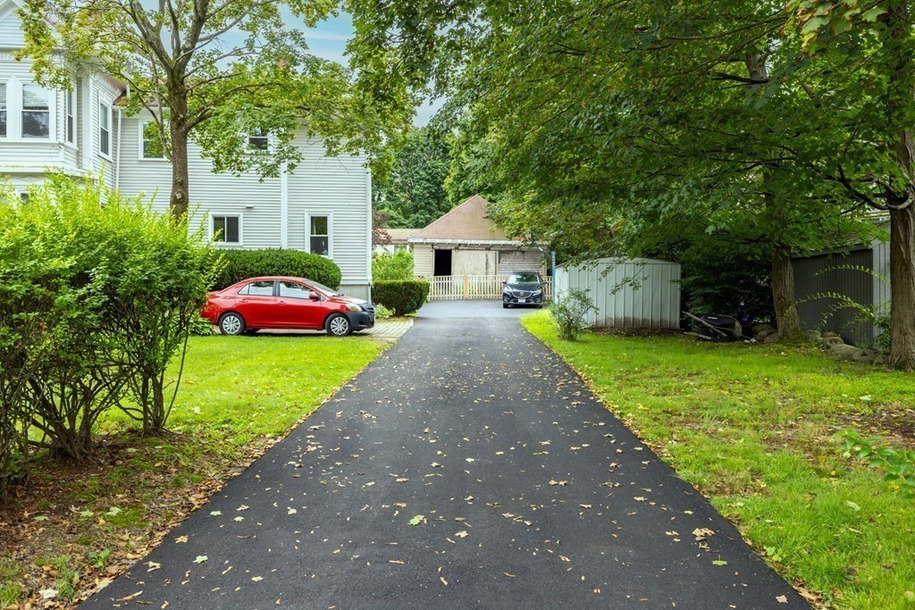 50 Maple St