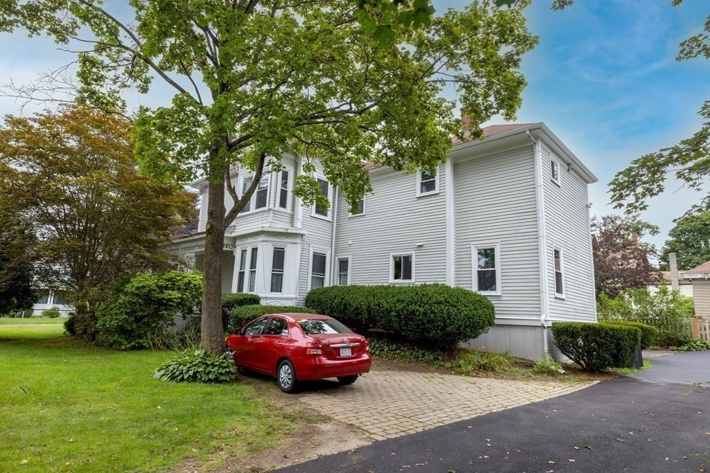 50 Maple St