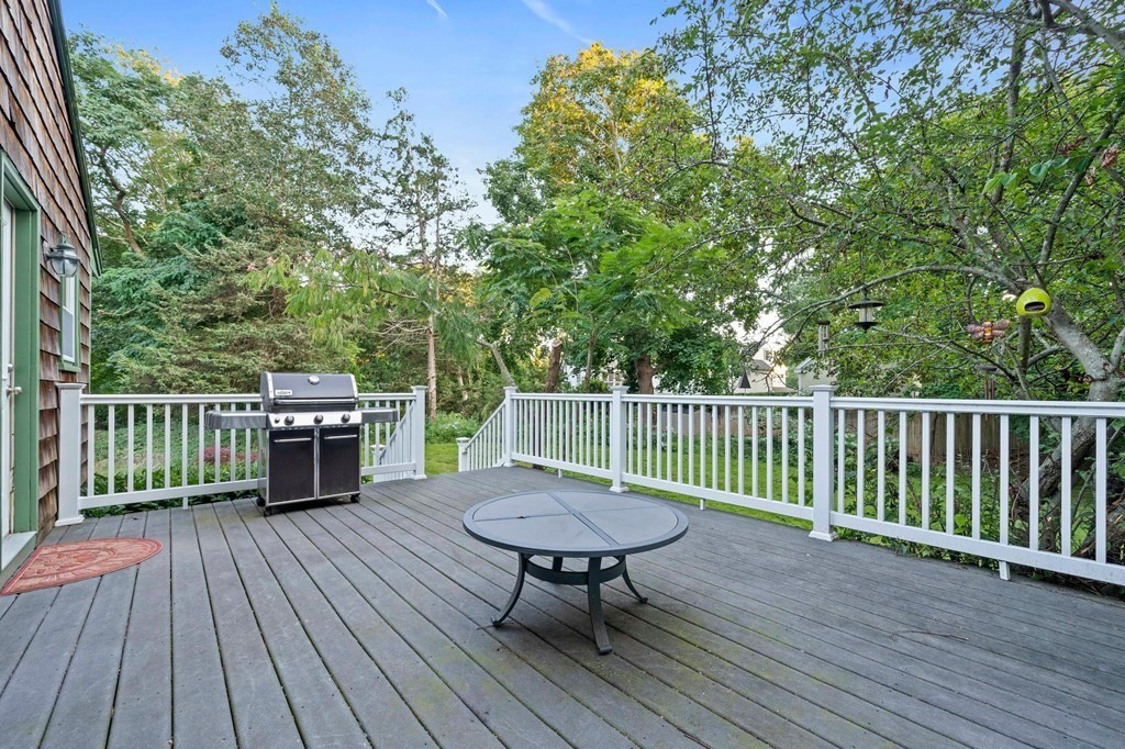 83 Fort Hill St