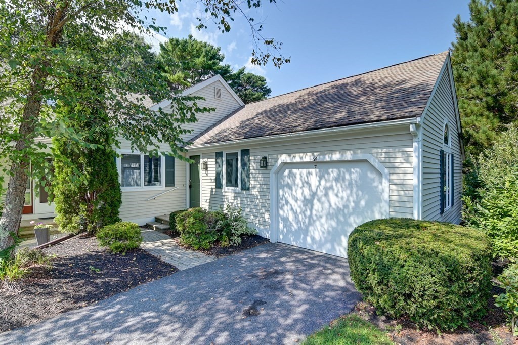 64 Pine Hill Blvd # 64