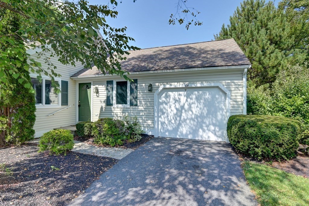 64 Pine Hill Blvd # 64