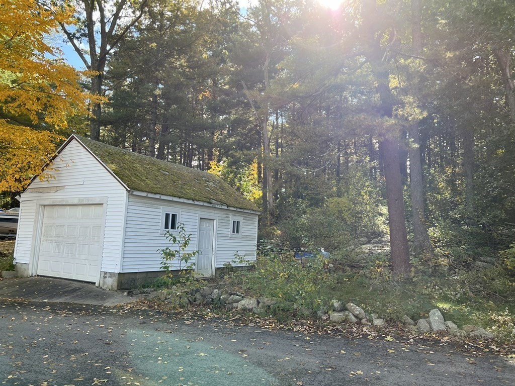 85 Perry St