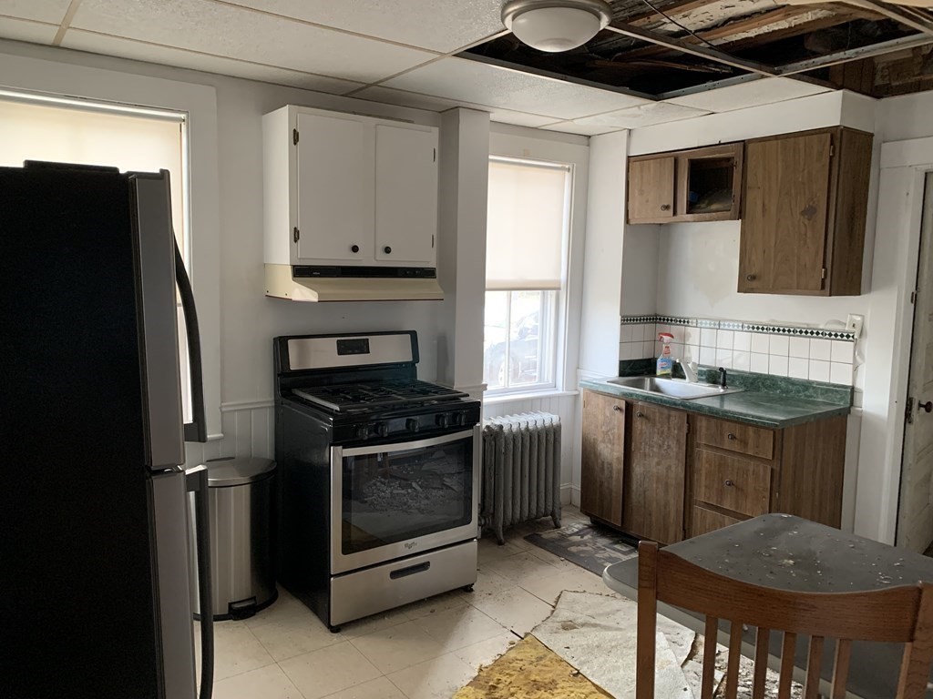 18 Montclair Ave