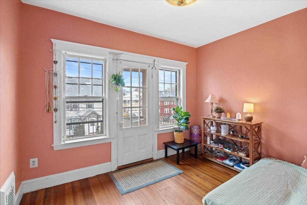 16 West St