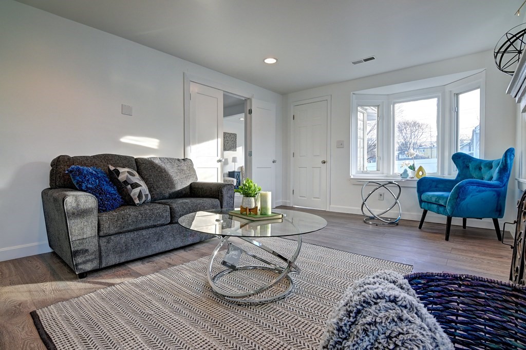 146 Hayward