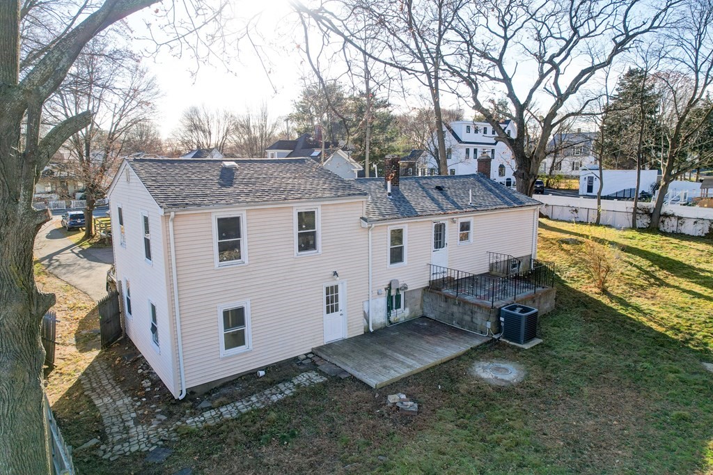 146 Hayward