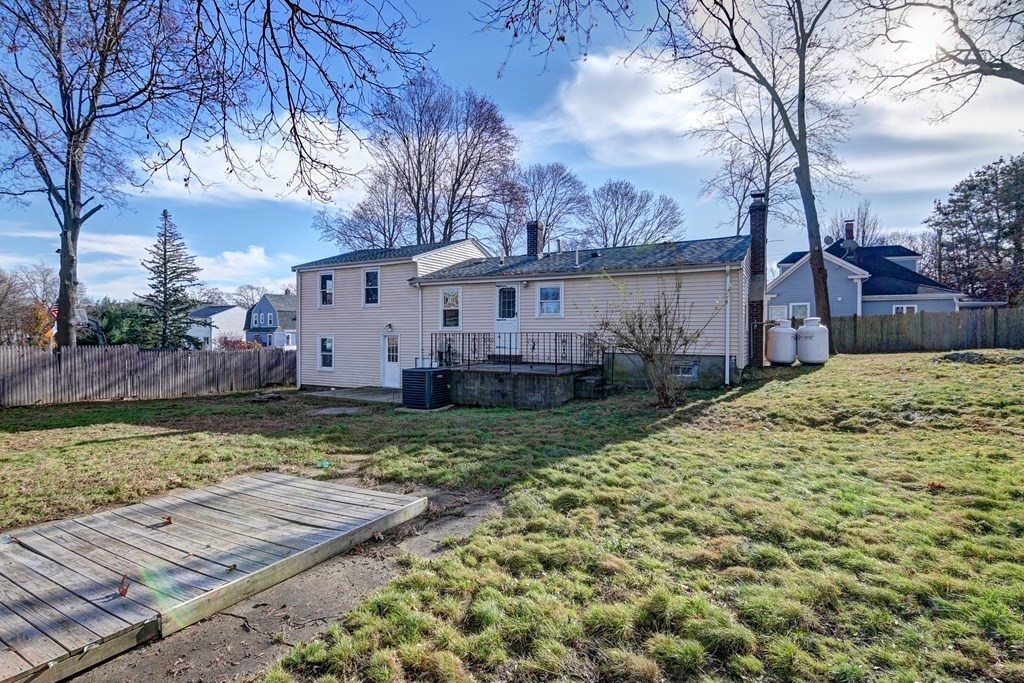 146 Hayward