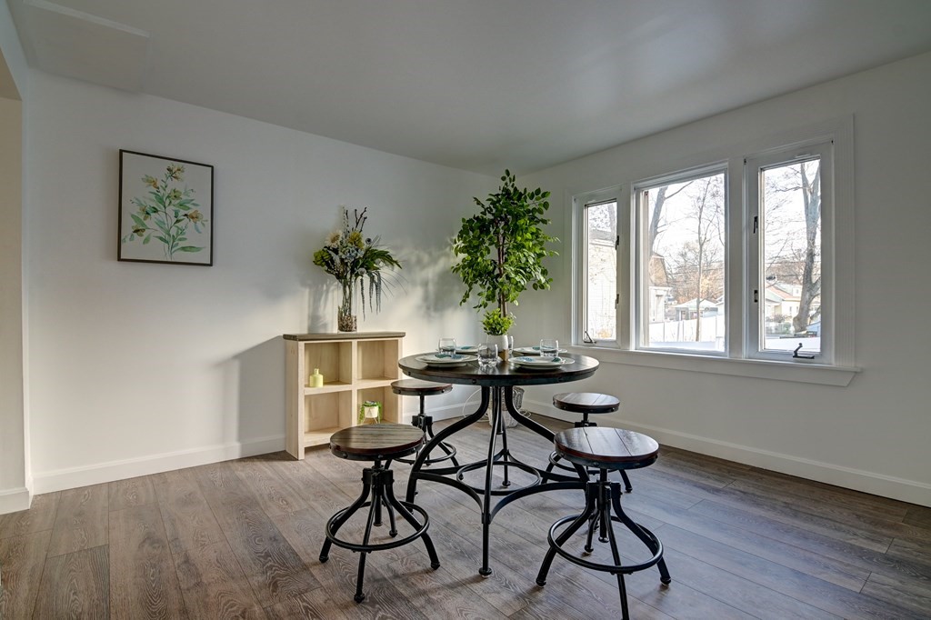 146 Hayward