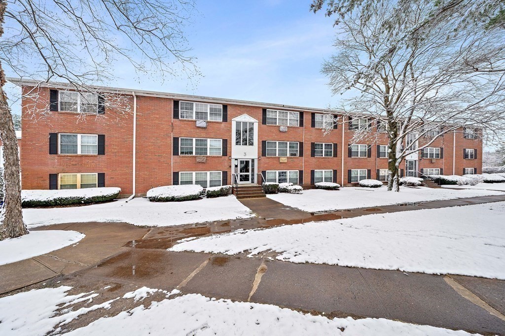 3 Tara Dr # 7